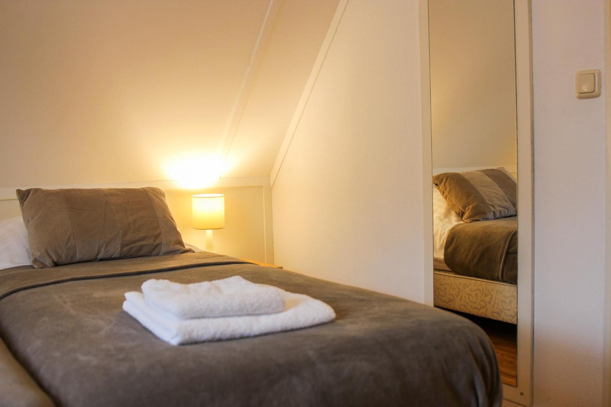 Resort Klein Giethoorn - Vakantiewoning 25 Opperdoes Bagian luar foto
